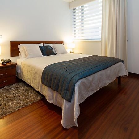 Suites Metropoli Edificio Torino Quito Eksteriør billede