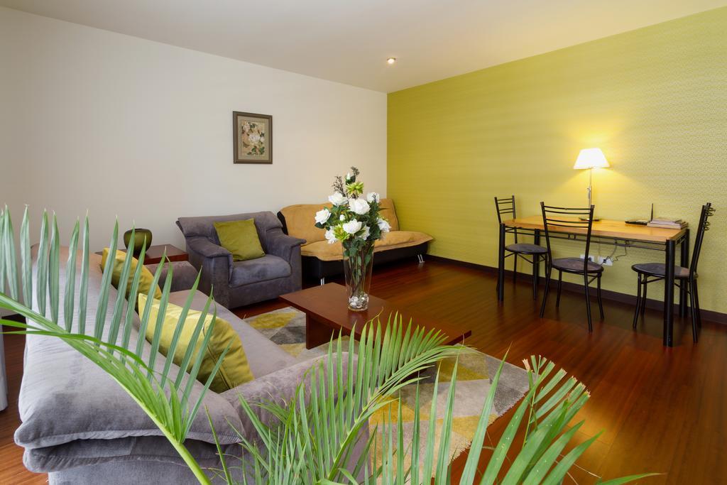 Suites Metropoli Edificio Torino Quito Eksteriør billede